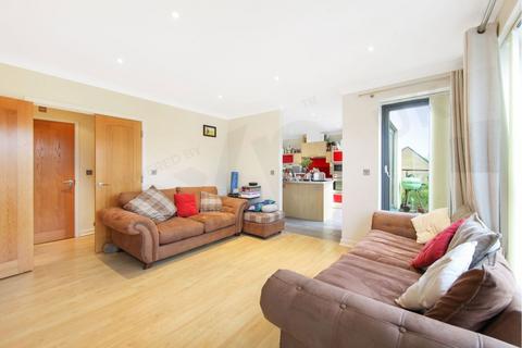 2 bedroom flat for sale, Canal Boulevard, London NW1