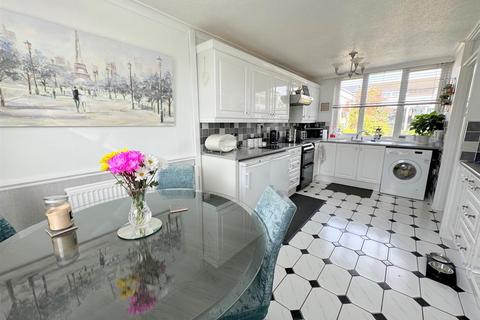 4 Bromsgrove Place, Stoke-on-trent, ST3 2RT