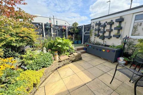 4 Bromsgrove Place, Stoke-on-trent, ST3 2RT