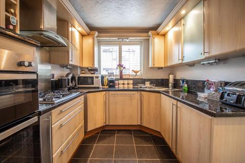 9 Eton Walk, Shoeburyness, Southend-on-sea, SS3 8TB