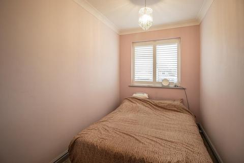 9 Eton Walk, Shoeburyness, Southend-on-sea, SS3 8TB