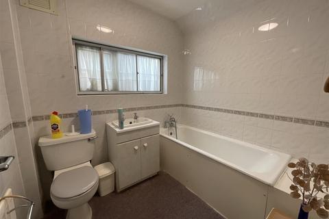 33 Cavendish Way, West Wickham, BR4 0LG