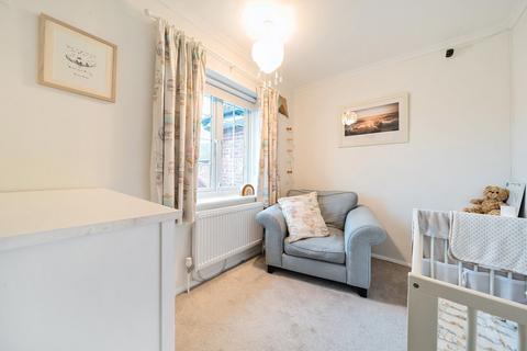 24 Monks Close, Ruislip, HA4 0HX