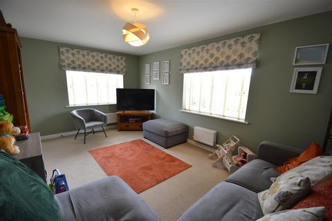 3 bedroom house for sale, Wrekin Dove Close, Bowbrook, Shrewsbury