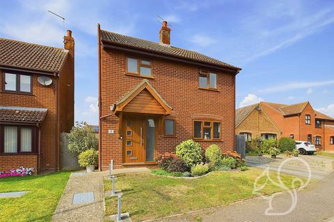 3 bedroom detached house for sale, Haggars Mead, Stowmarket IP14