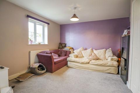 4 bedroom terraced house for sale, Linnet Road, Calne SN11