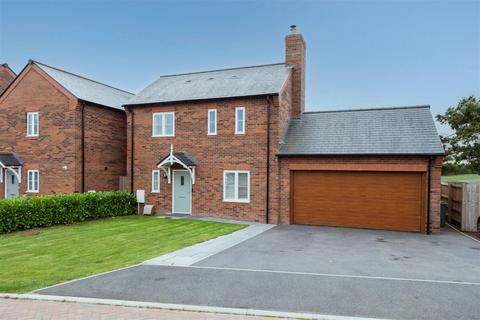 3 bedroom detached house for sale, Hill Garth Road, Tattenhall