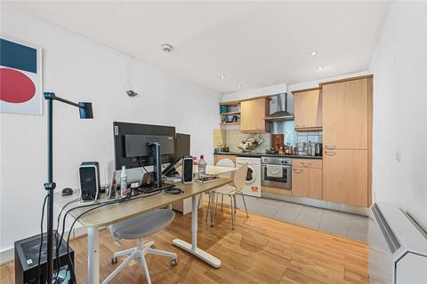 1 bedroom duplex to rent, Artichoke Hill, London, E1W