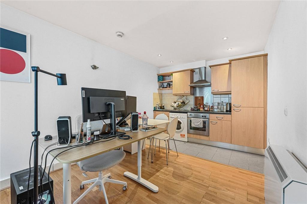 Kitchen/Dining Area