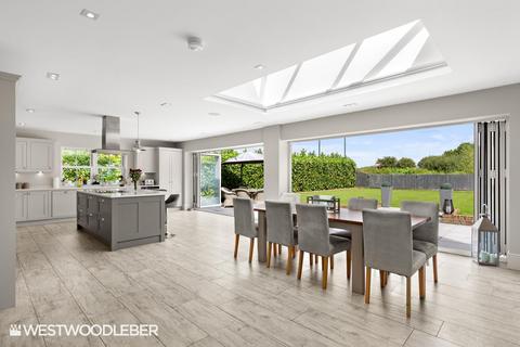 5 bedroom detached house for sale, Epping CM16