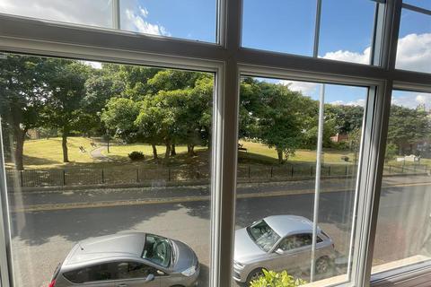 12 Esplanade, Hornsea, HU18 1NE