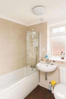 1 bedroom flat to rent, Hastings Road, Worthing