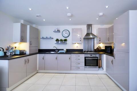 1 bedroom apartment for sale, at Flat 1 Pembury House, 94 Rokesby Road, London SL2