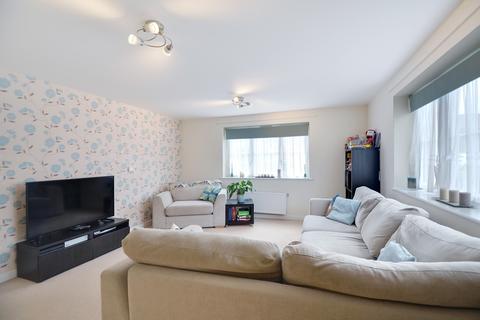 1 bedroom apartment for sale, at Flat 1 Pembury House, 94 Rokesby Road, London SL2