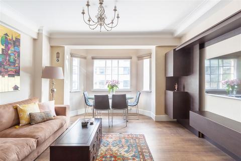 3 bedroom apartment to rent, Wigmore Court, Wigmore Street