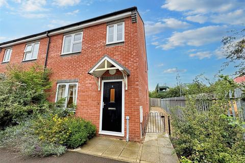 2 bedroom semi-detached house to rent, Pankhurst Close, Spalding, Lincs