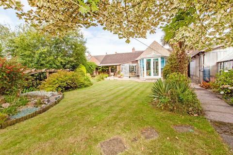 2 bedroom detached bungalow for sale, Chesterfield Road, Shuttlewood, S44