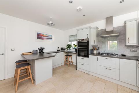 9 Chestnut Drive, Drayton, Abingdon, OX14 4FU
