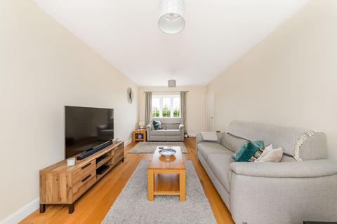 9 Chestnut Drive, Drayton, Abingdon, OX14 4FU