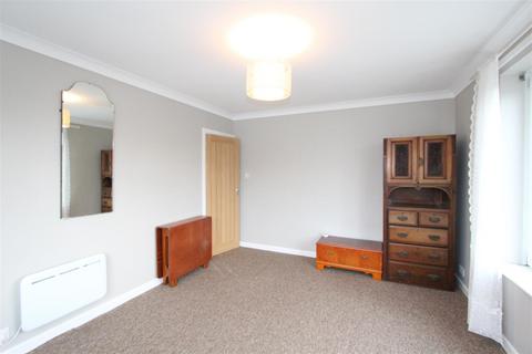 2 bedroom flat to rent, Burnaby Road, Bournemouth