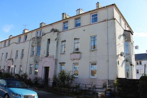 2 bedroom flat to rent, 38 Grant Street, Flat 0/1, Helensburgh G84 7QW