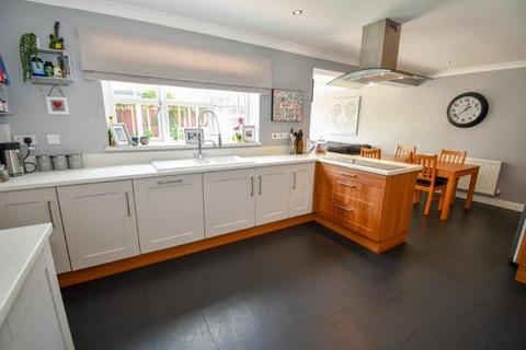 4 bedroom detached house for sale, Kings Road North, Baschurch, Shrewsbury