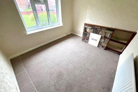 3 bedroom semi-detached house to rent, Hessian Close, Bilston