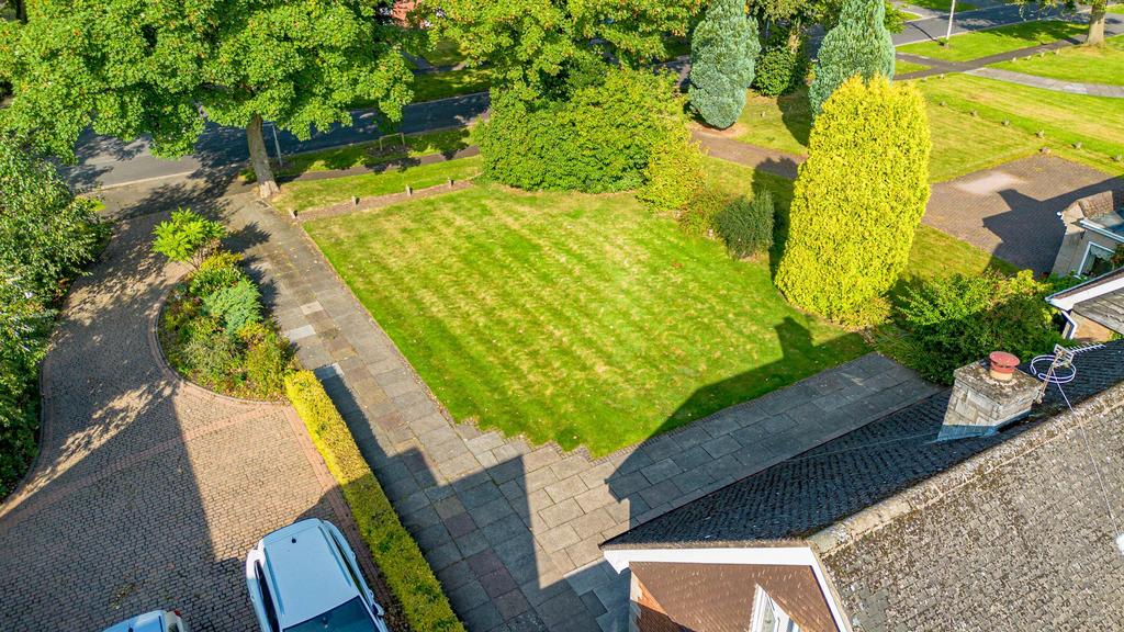 Culcheth Hall Drive, Culcheth, WA3 3 bed detached bungalow for sale £
