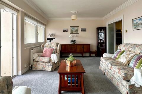 2 bedroom flat for sale, The Esplanade, Penarth