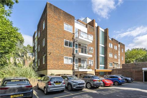 2 bedroom apartment for sale, Oak Lodge Close, Stanmore, Middlesex