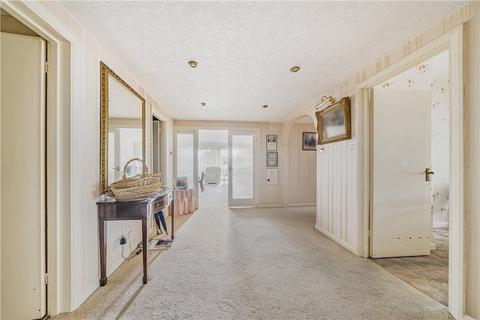 26 Oak Lodge Close, Stanmore, HA7 4QB