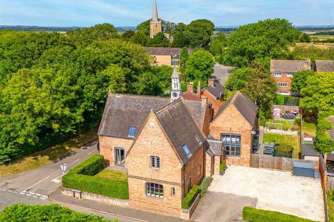 5 bedroom detached house for sale, New Causeway, Barkestone