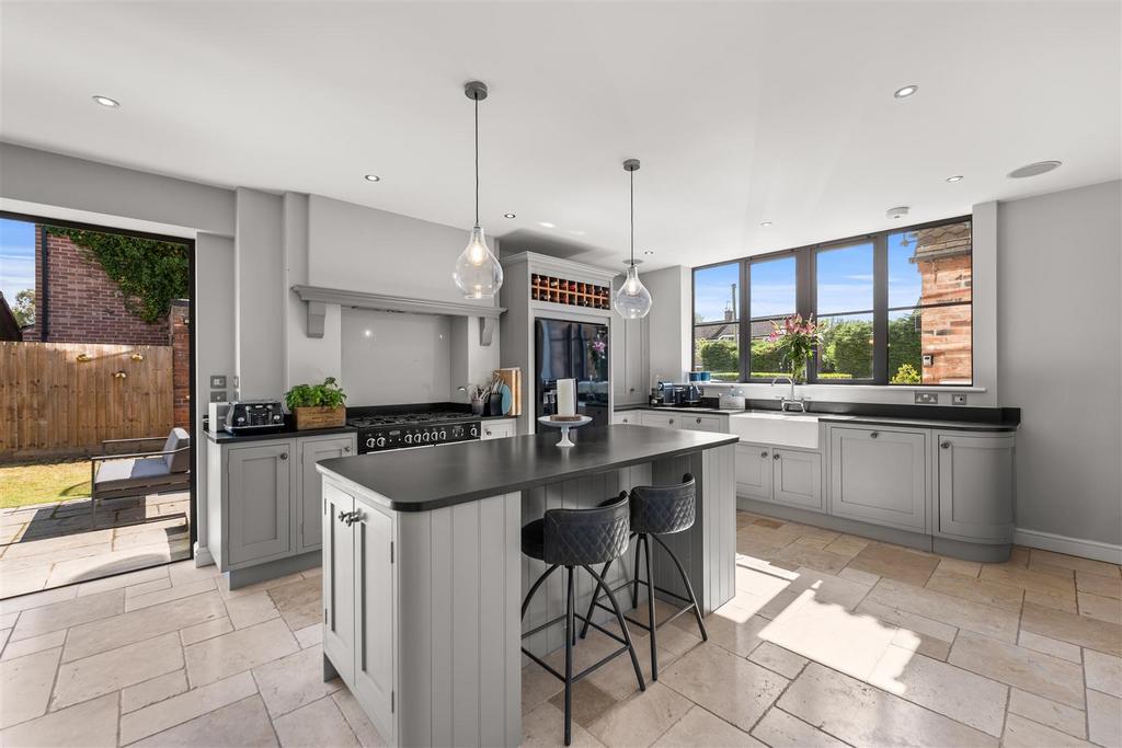 Open plan dining kitchen