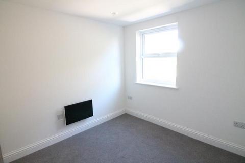 1 bedroom flat for sale, Buckingham House, Billingshurst RH14