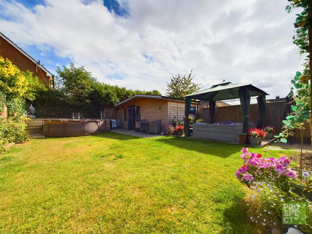 Brunel Road, Maidenhead, Berkshire, SL6 3 bed bungalow for sale £525,000