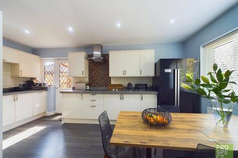 94 Brunel Road, Maidenhead, SL6 2RT