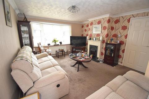 3 bedroom terraced house for sale, Barnard Road, Chelmsford