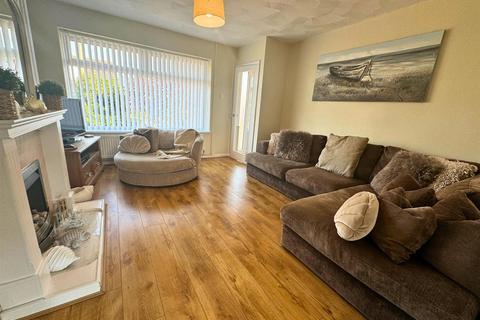 3 bedroom semi-detached house for sale, Llandaff Drive, Prestatyn