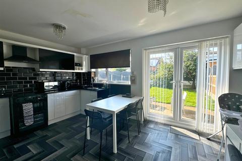 3 bedroom semi-detached house for sale, Llandaff Drive, Prestatyn