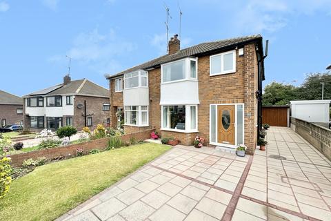 3 bedroom semi-detached house for sale, Rutland Drive, Kippax