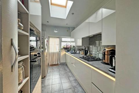 78 Cobham Road, Ilford, IG3 9JN