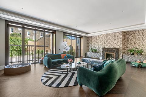 6 bedroom house for sale, Whistler Square, London SW1W