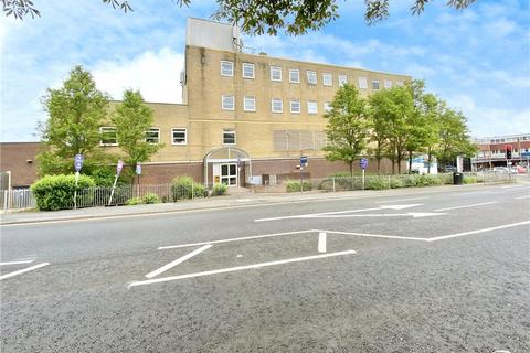 1 bedroom apartment for sale, London Road, Blackwater, Camberley