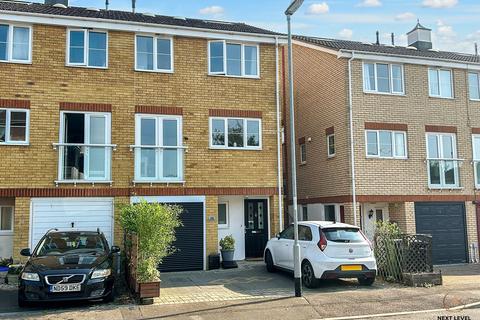 4 bedroom end of terrace house for sale, Riverdown, March, PE15