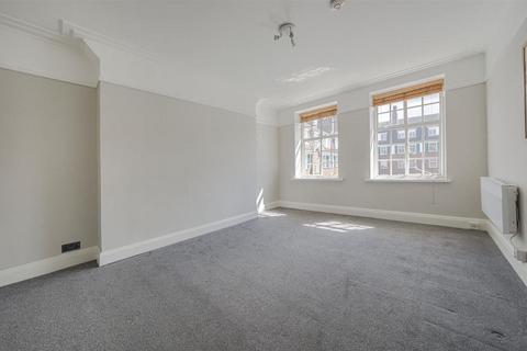 2 bedroom apartment to rent, Richmond Hill Court, Richmond