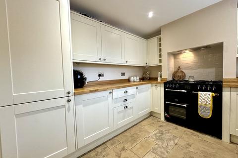 6 Calluna Close, Merthyr Tydfil, CF48 3HF