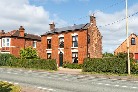 4 bedroom detached house for sale, Loughborough Road, Coleorton, LE67