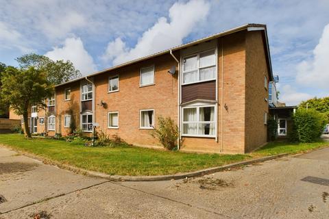 1 bedroom retirement property for sale, Acacia Court, Chaston Road, Great Shelford, Cambridge