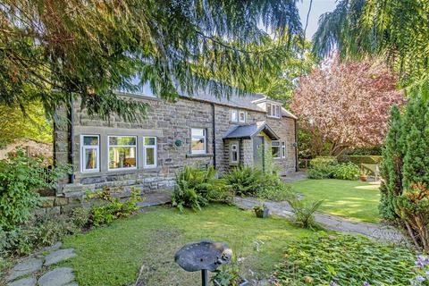 2 bedroom detached house for sale, The Stables, Yeld Road, Bakewell, DE45 1FJ