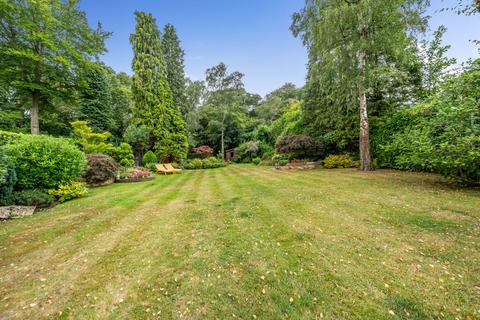 6 bedroom detached house for sale, Howards Wood Drive, Gerrards Cross, Buckinghamshire, SL9